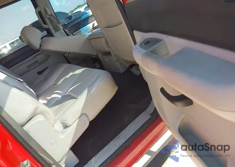 2011 Chevrolet Silverado 1500 Lt z USA, uszkodzony, nr VIN 3GCPCSE02BG176962